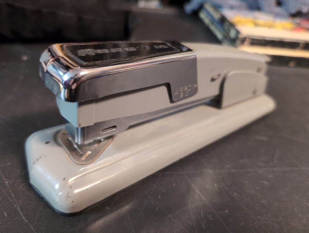 VTG Arrow 210 Stapler Deco Design Gray Black and Chrome BOHO Chic - works